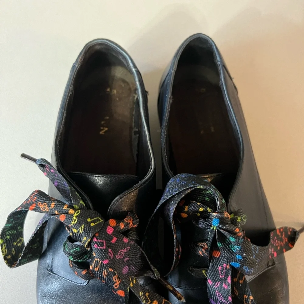 Naot Men's Black and Brown Oxfords with Patterned musical  Laces Noat size 40